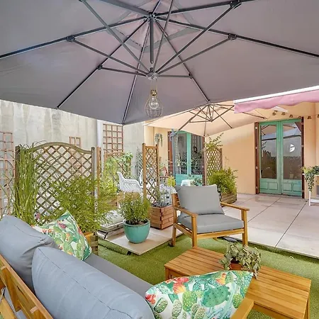 Sublime 87 M With Large Terrace Carmesesquirol Daire *